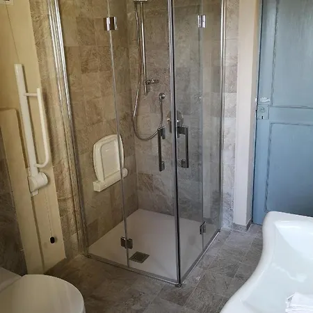 Del Monastero Albergue *