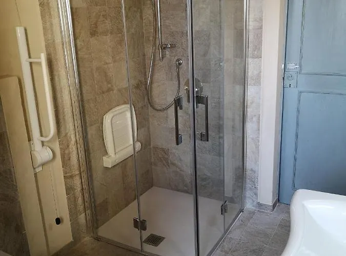 Del Monastero Hostel *