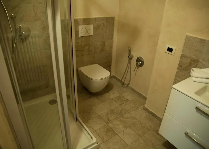 Del Monastero Vandrarhem Dronero